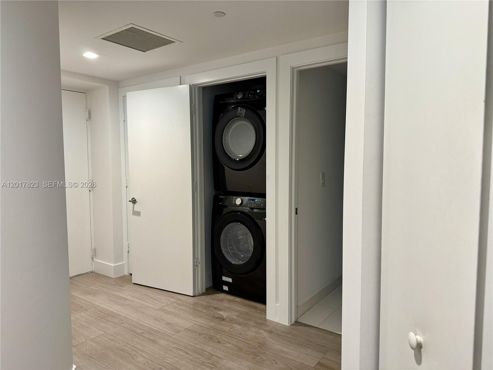 500 BRICKELL EAST CONDO - Residential