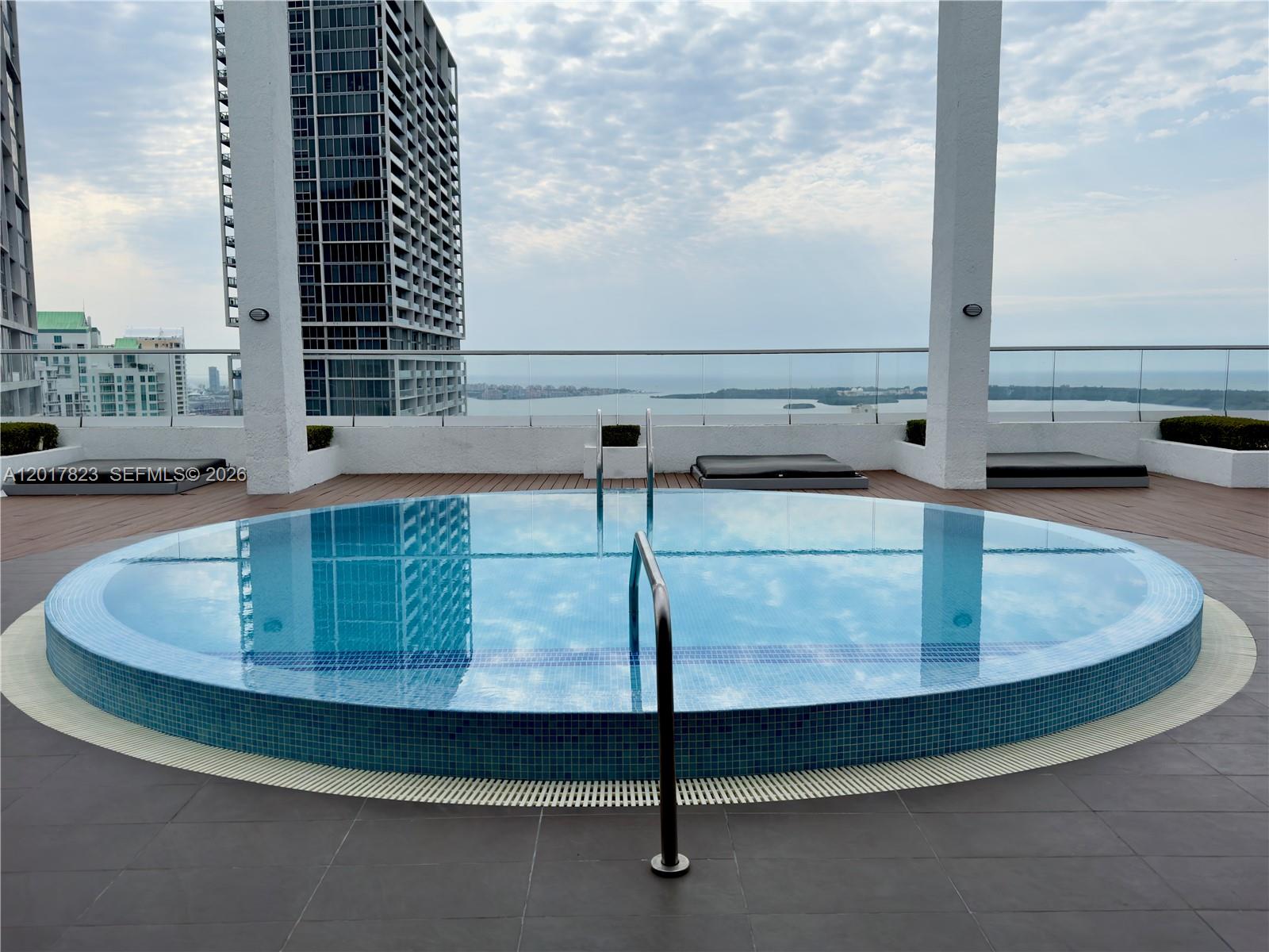 500 BRICKELL EAST CONDO - Residential