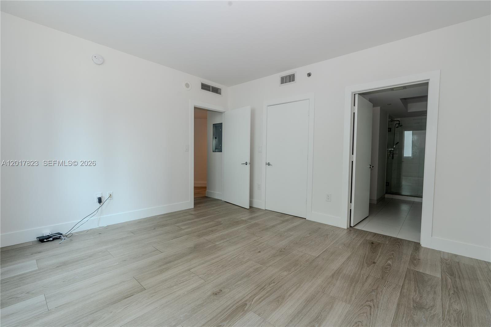 500 BRICKELL EAST CONDO - Residential
