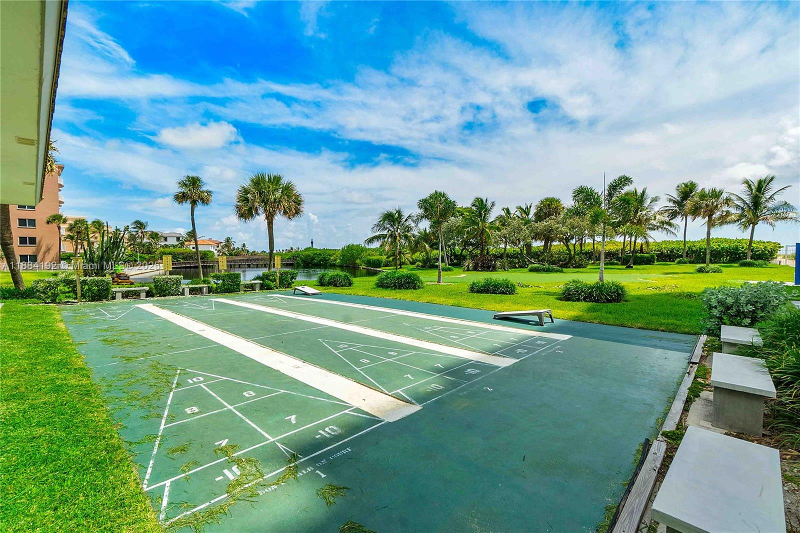 TIFFANY GARDENS WEST COND - Residential
