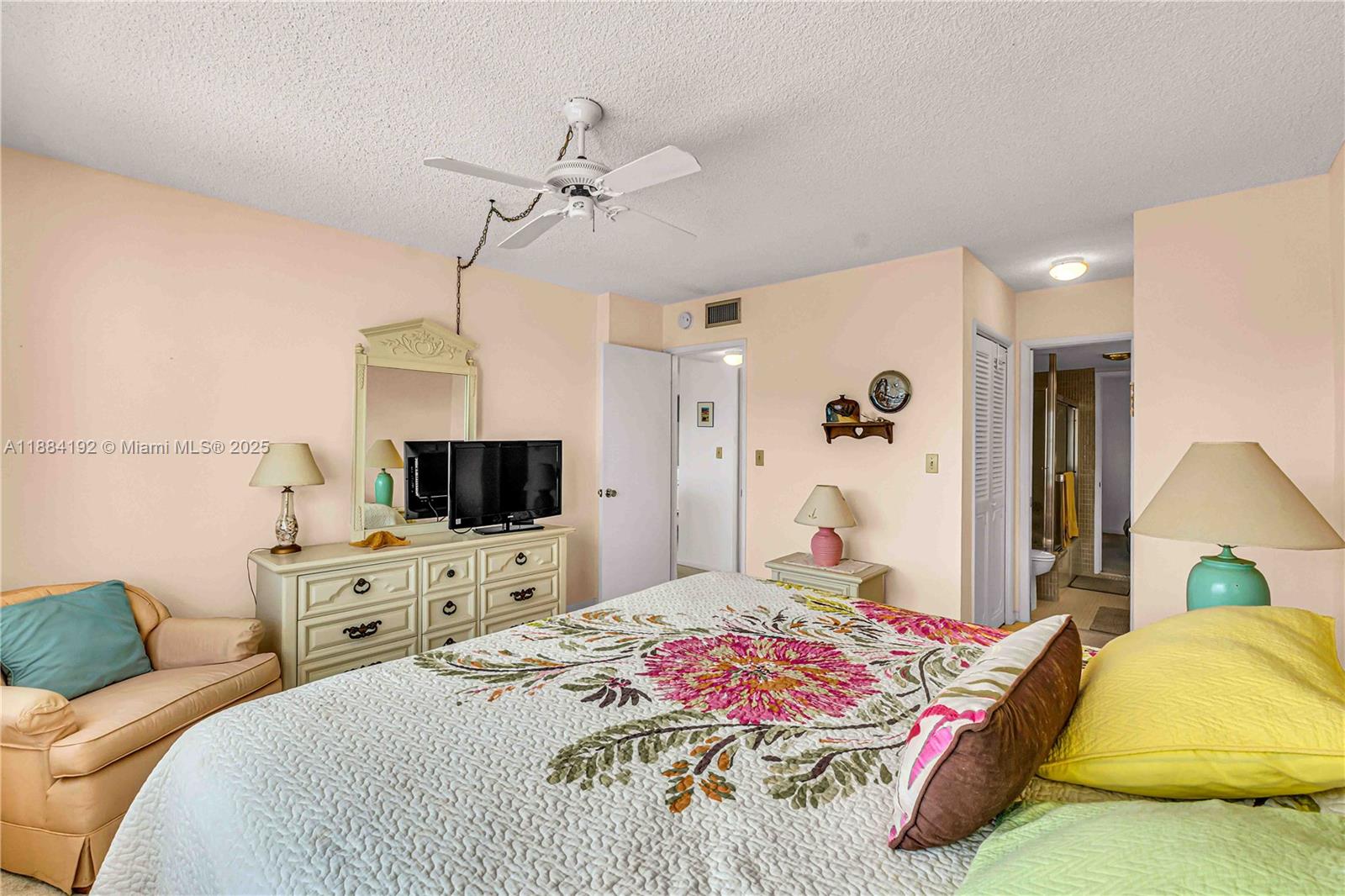 TIFFANY GARDENS WEST COND - Residential