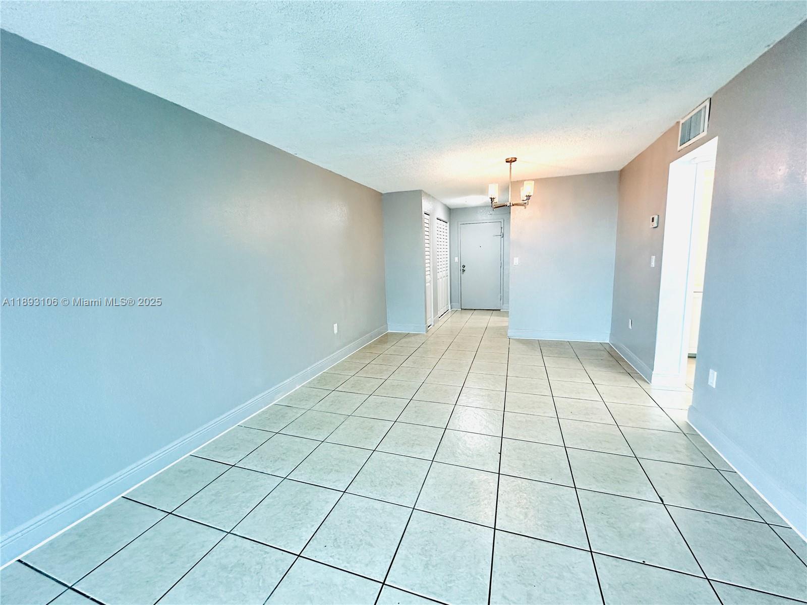 BAYVIEW PALMS CONDO - Residential Lease