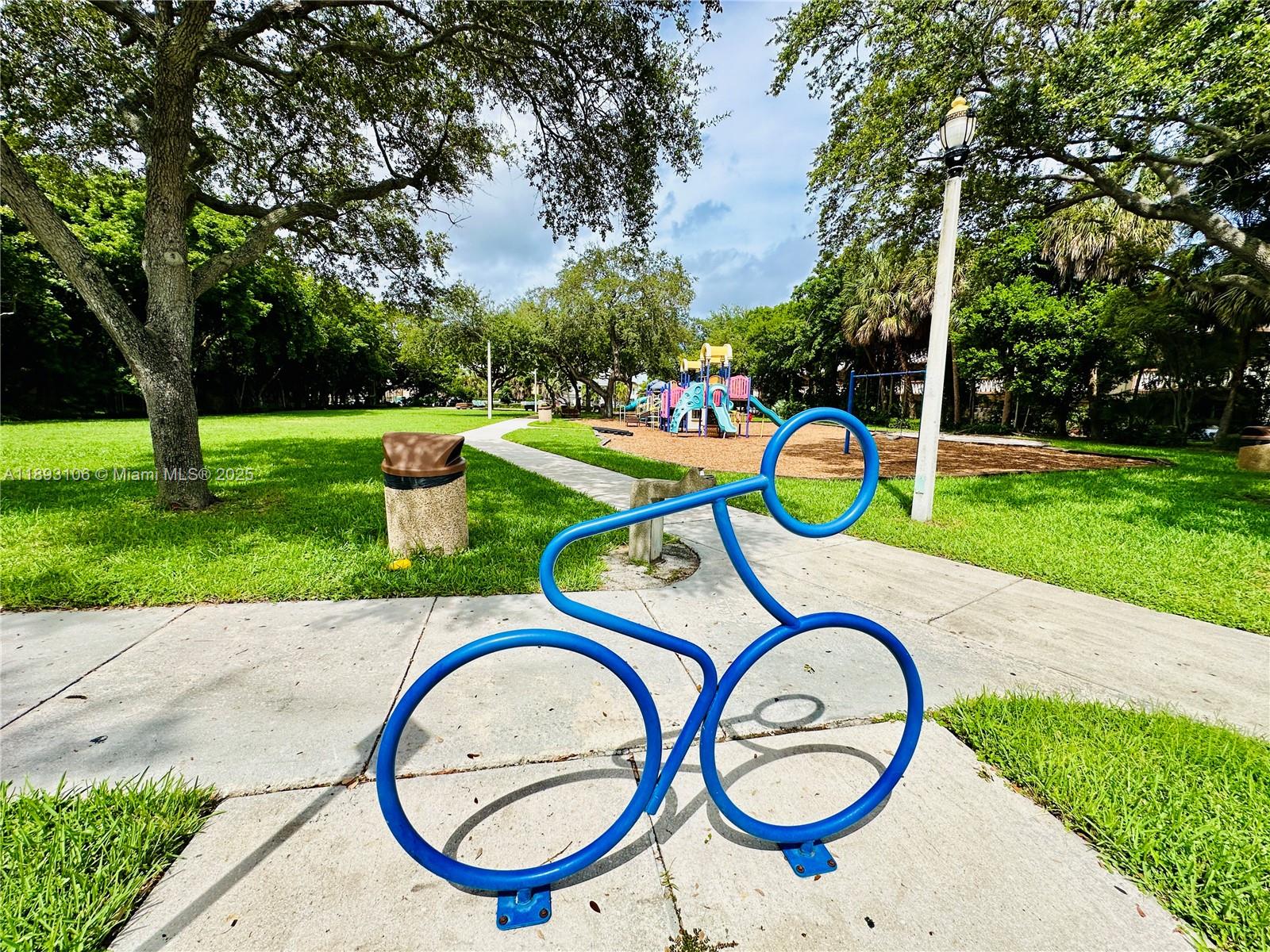 BAYVIEW PALMS CONDO - Residential Lease