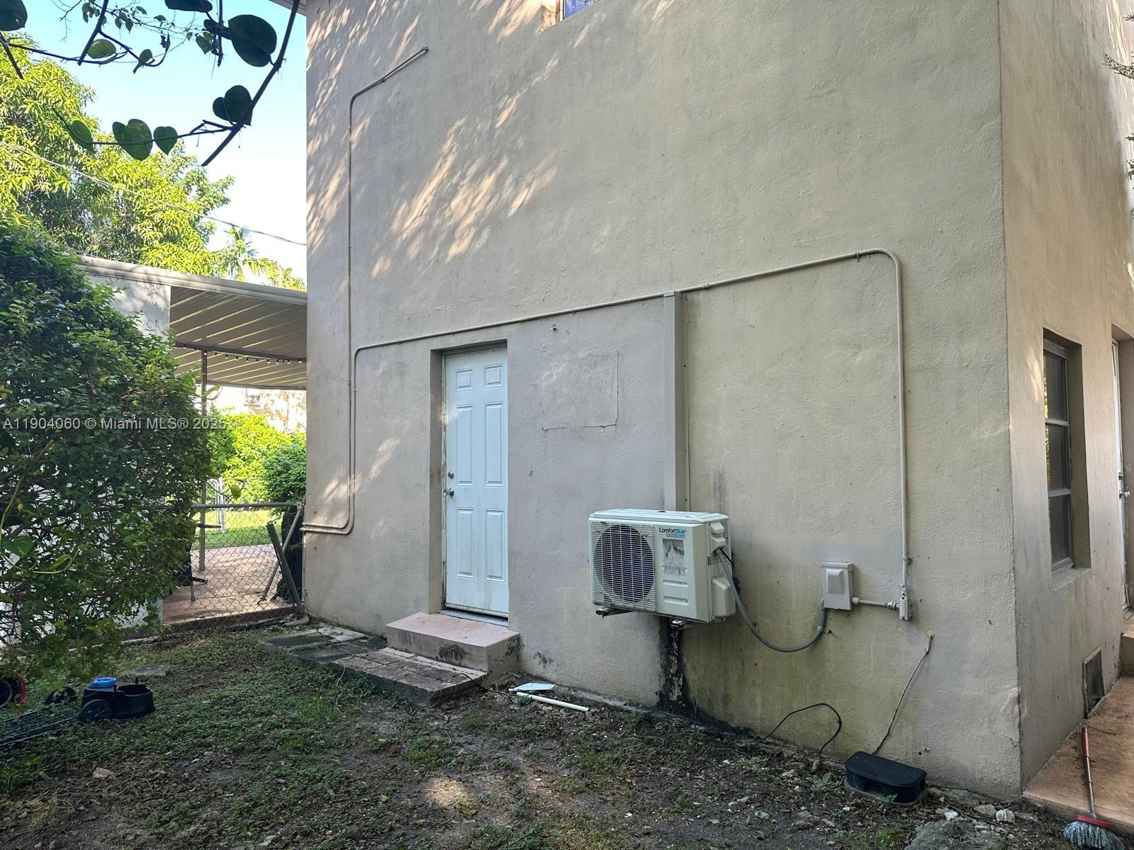 ANDERSON PARK - Residential Lease