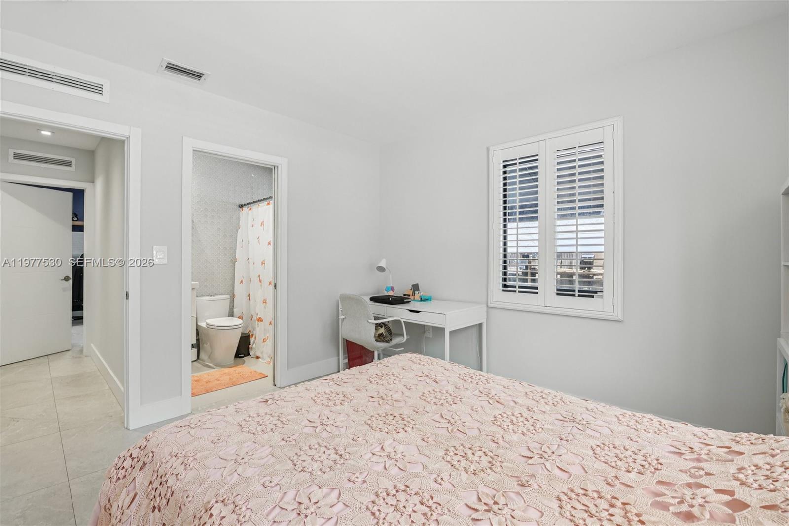 BRICKELL HAMMOCK UNIT NO - Residential