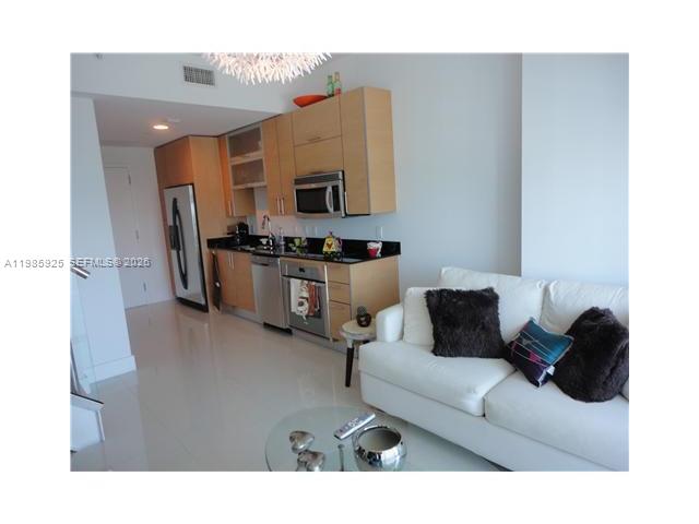 INFINITY AT BRICKELL - Residential Lease