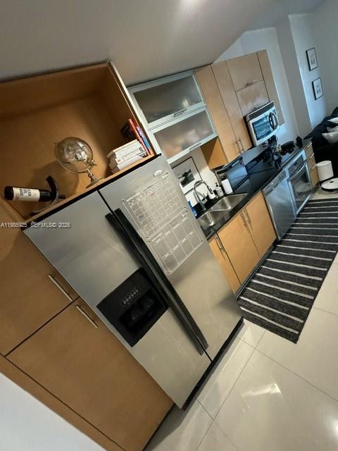 INFINITY AT BRICKELL - Residential Lease