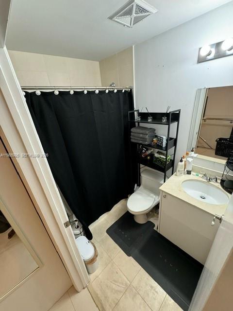 INFINITY AT BRICKELL - Residential Lease