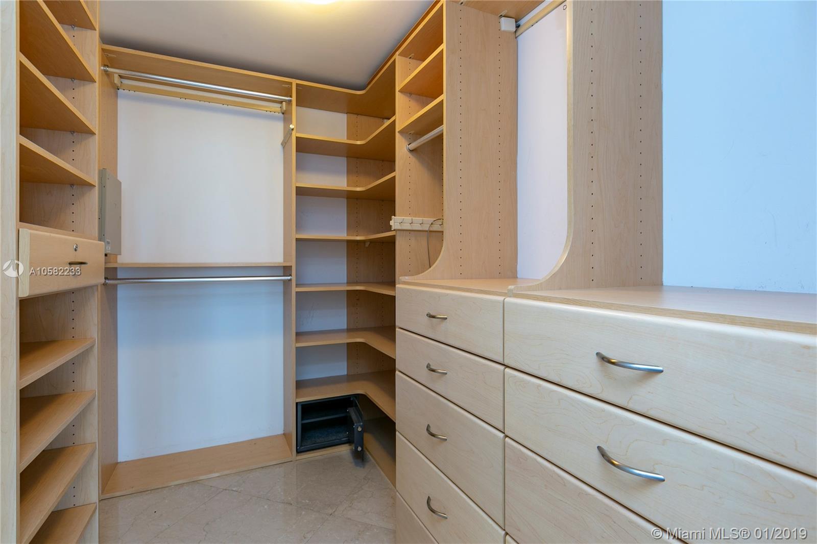 GREEN DIAMOND CONDO - Residential Lease