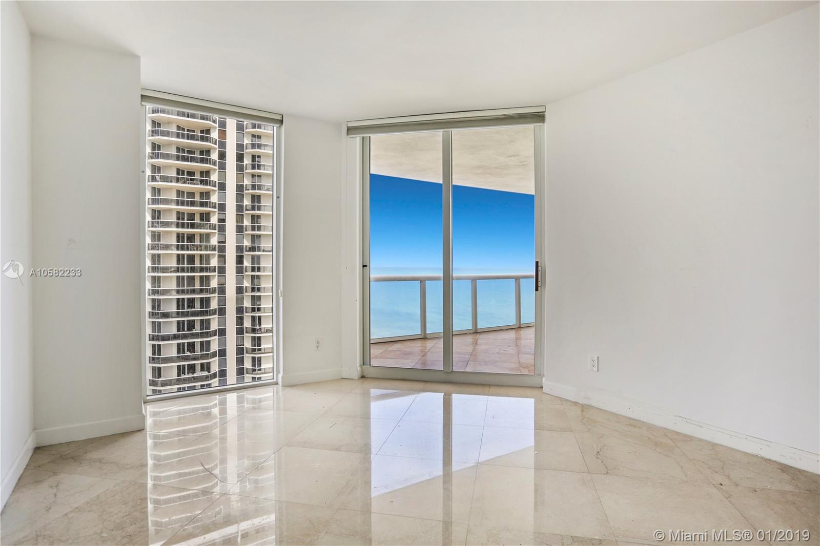 GREEN DIAMOND CONDO - Residential Lease