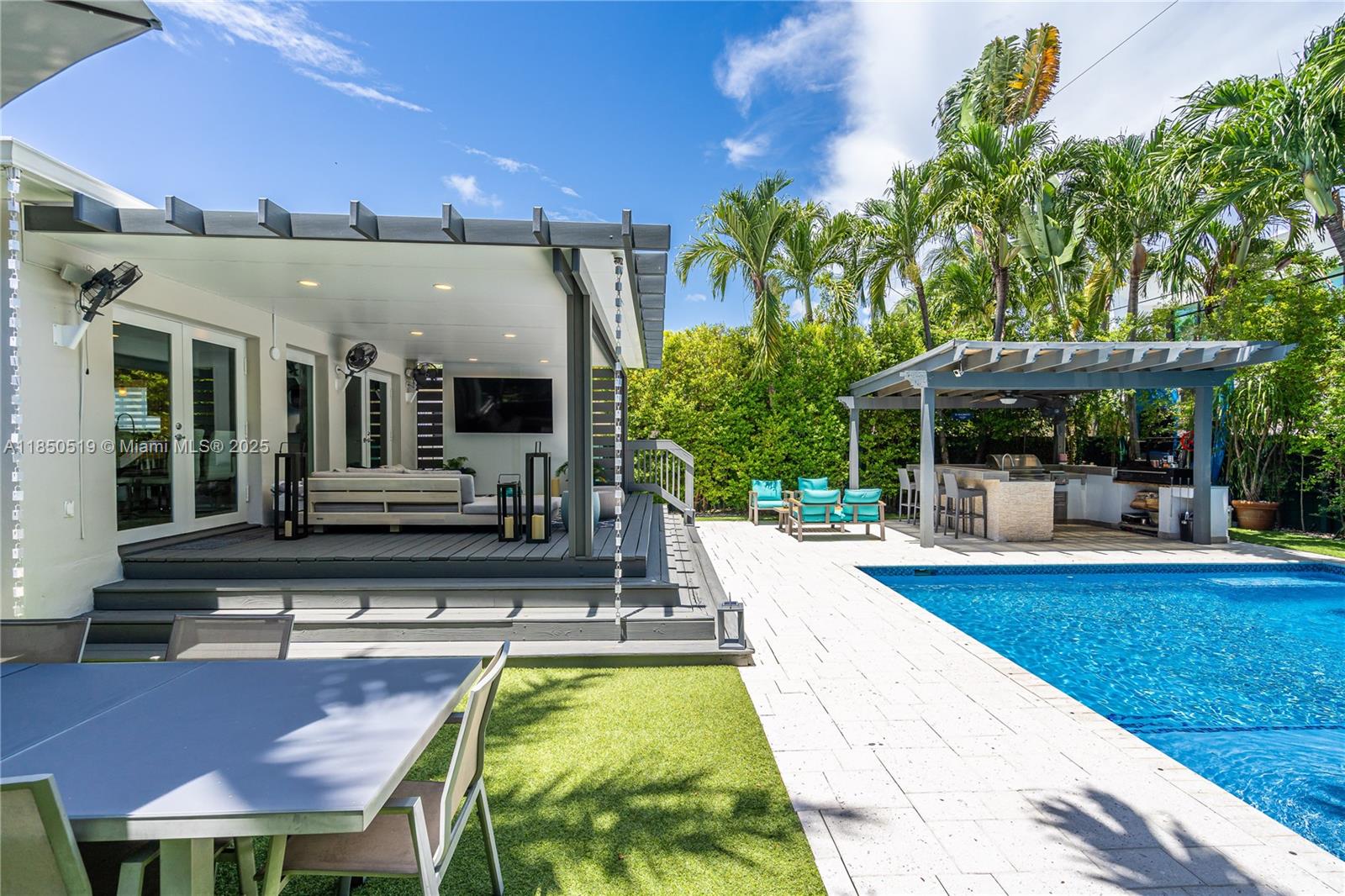 LAKE VIEW SUB - Residential Lease