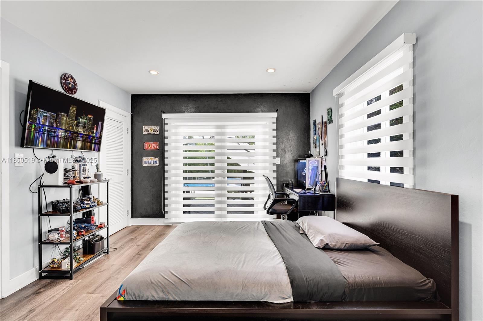 LAKE VIEW SUB - Residential Lease