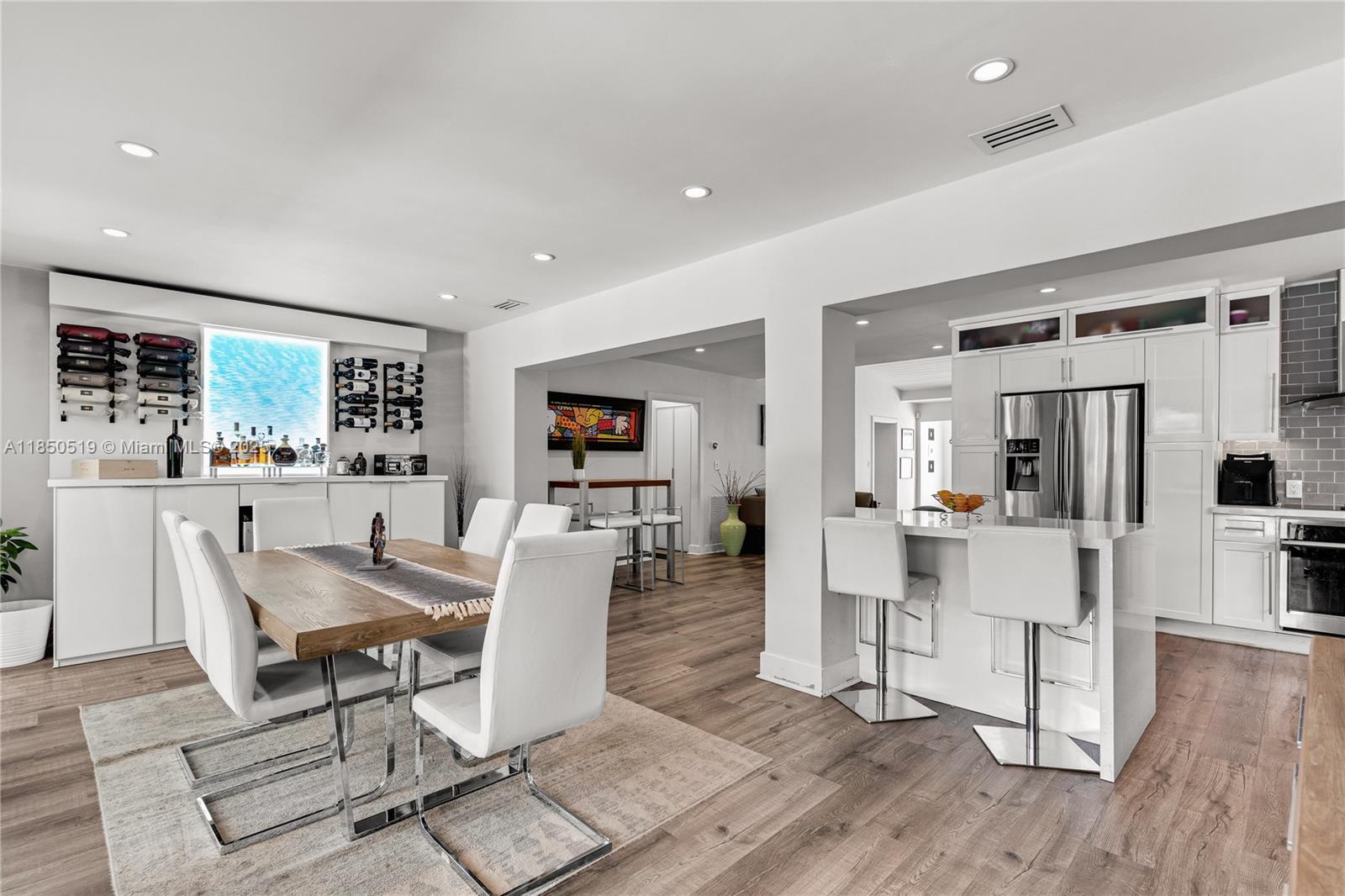 LAKE VIEW SUB - Residential Lease