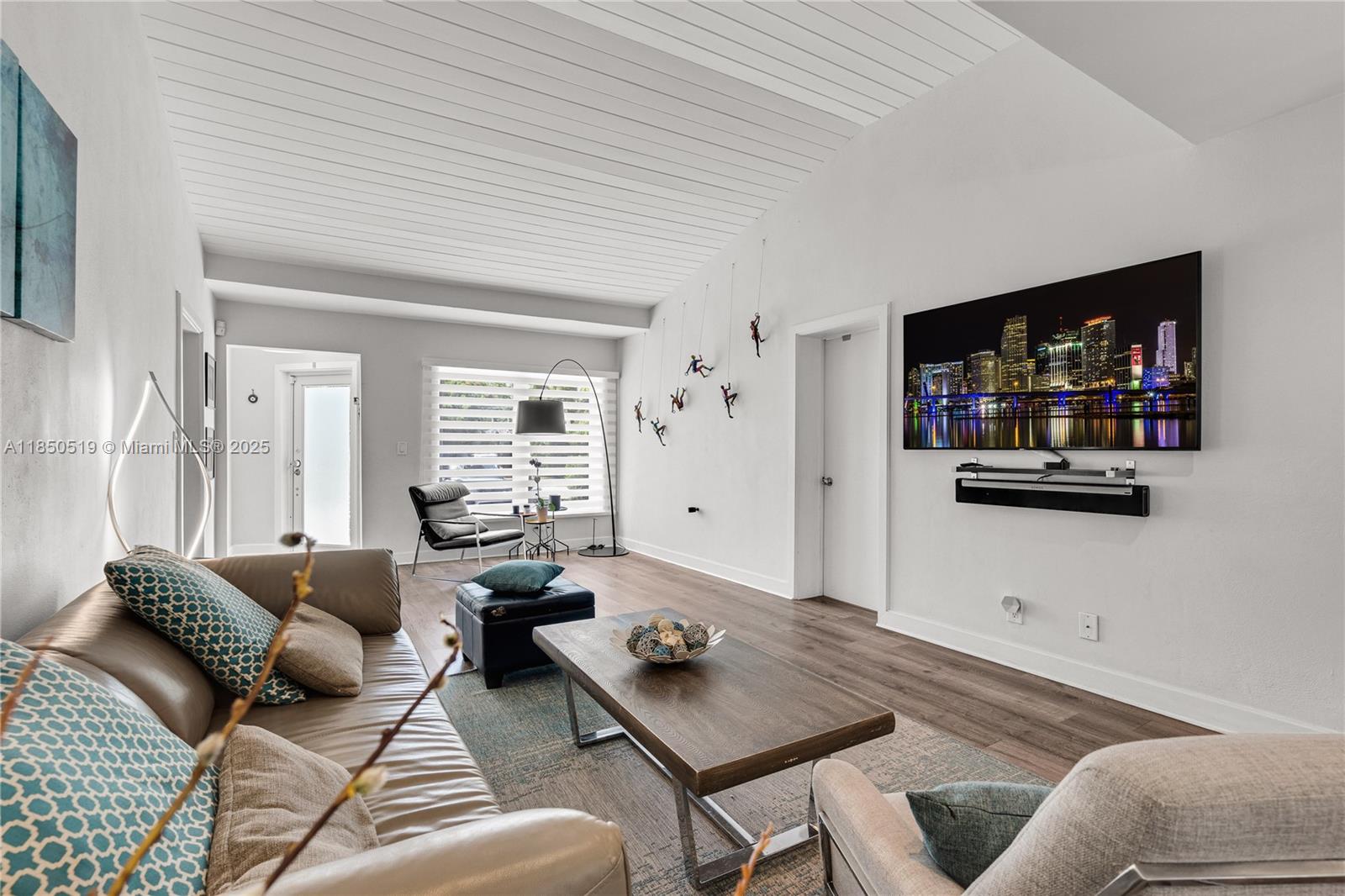 LAKE VIEW SUB - Residential Lease