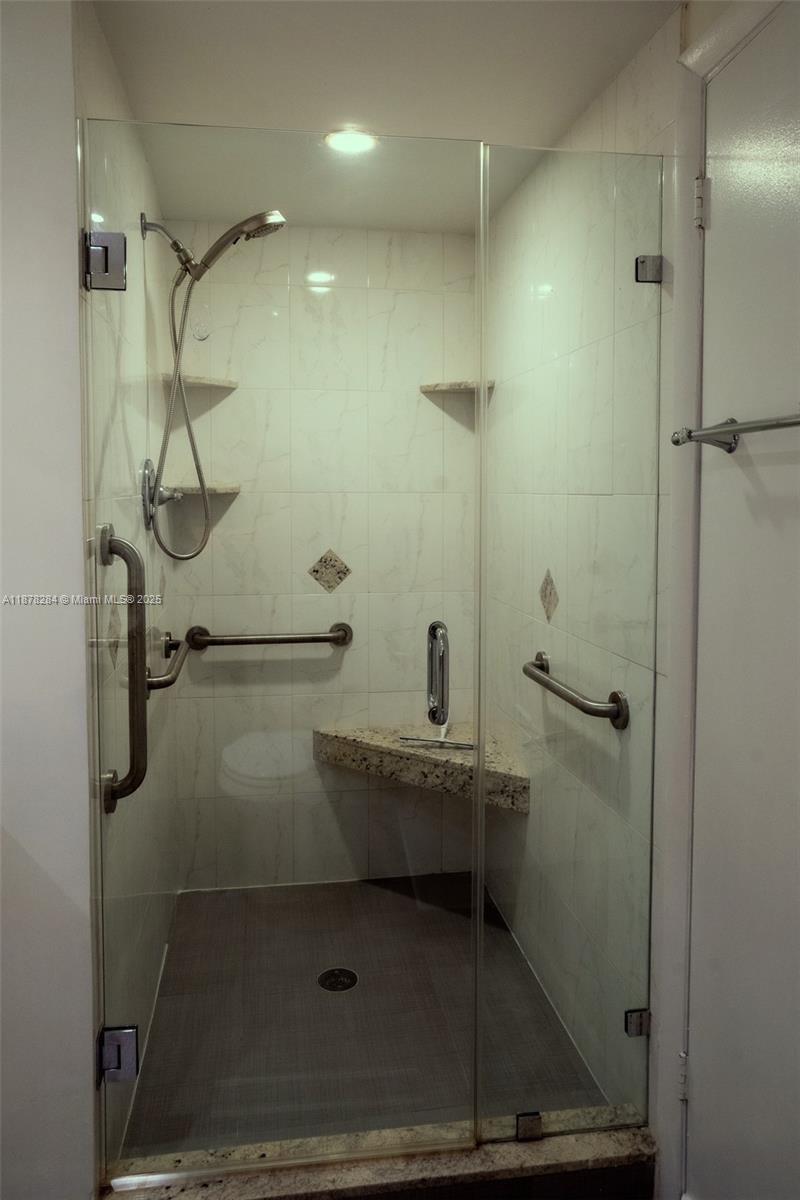 OLYMPUS CONDO PHASE - Residential Lease