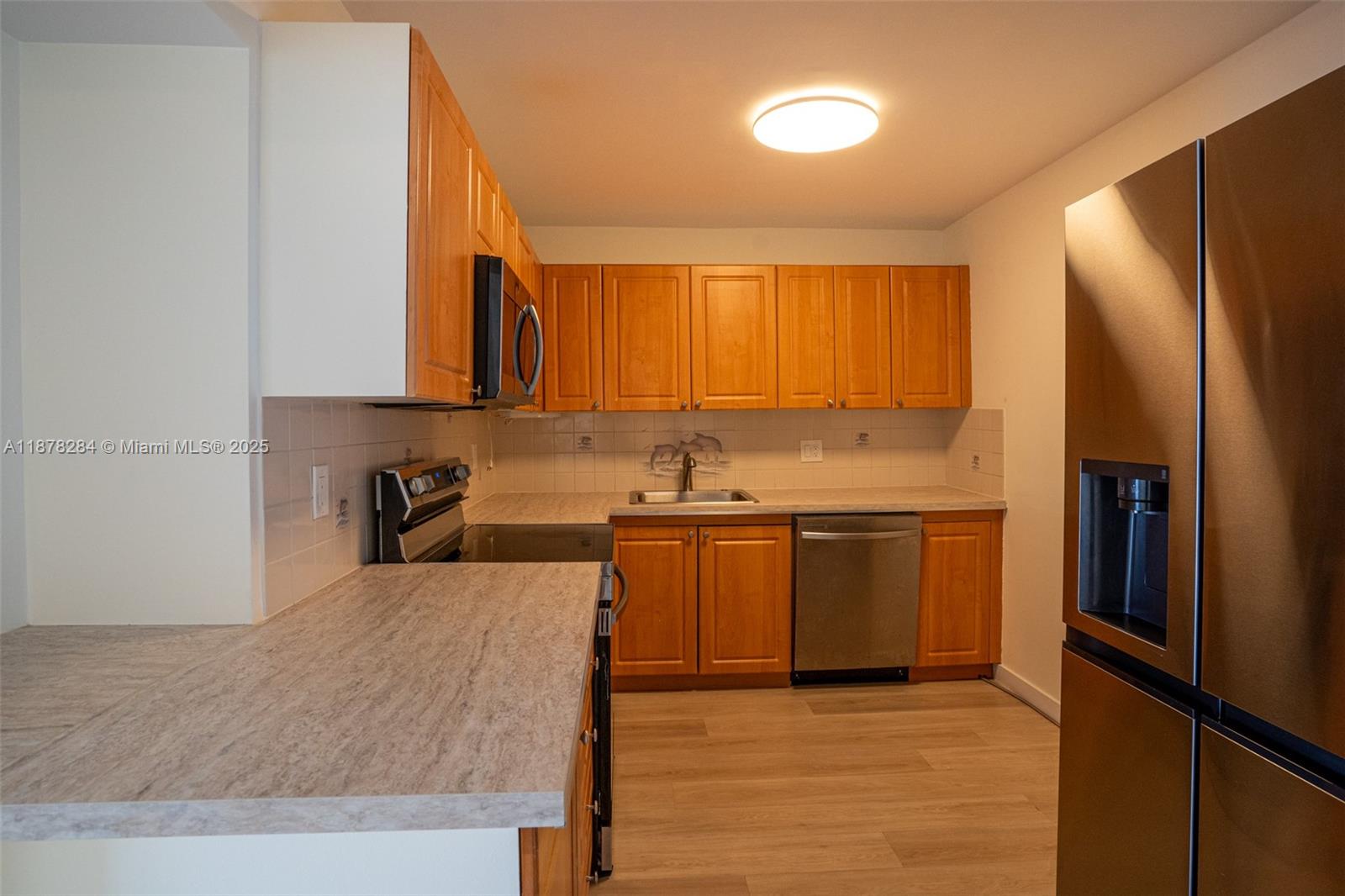 OLYMPUS CONDO PHASE - Residential Lease