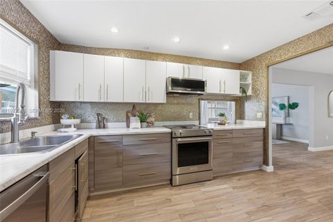 Tiny photo for 3501 NW 17th Ter, Oakland Park, FL 33309 (MLS # A11977263)