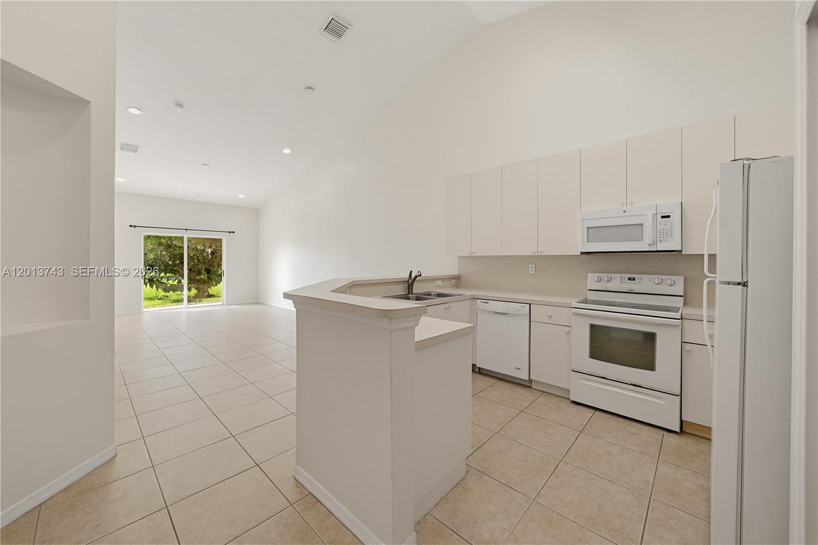 VENTURA AT MALIBU BAY - Residential Lease
