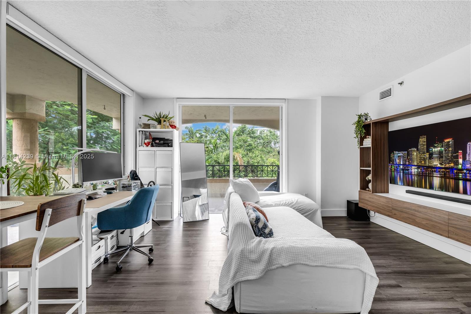 VILLA BRICKELL CONDO - Residential Lease