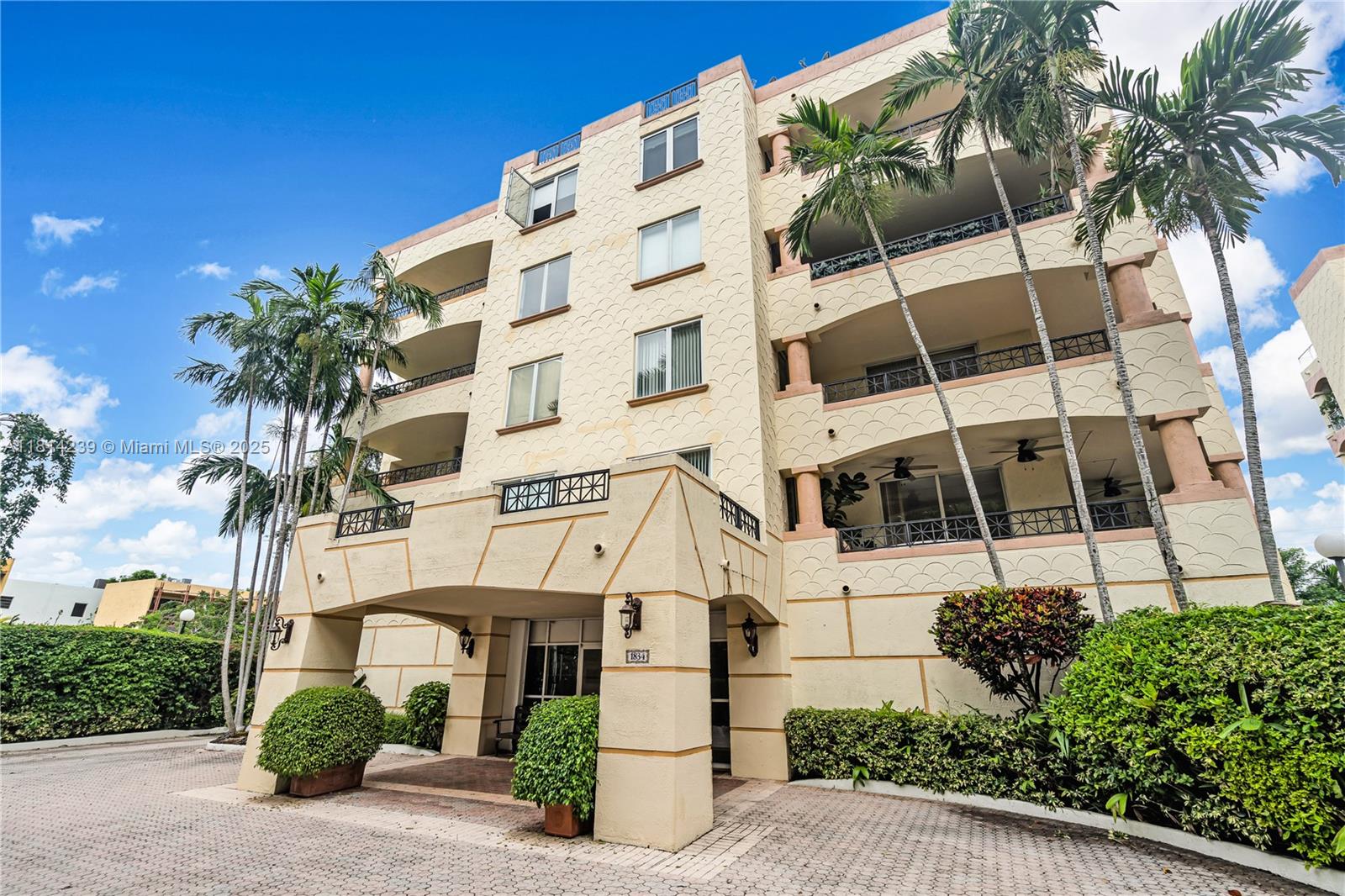 VILLA BRICKELL CONDO - Residential Lease