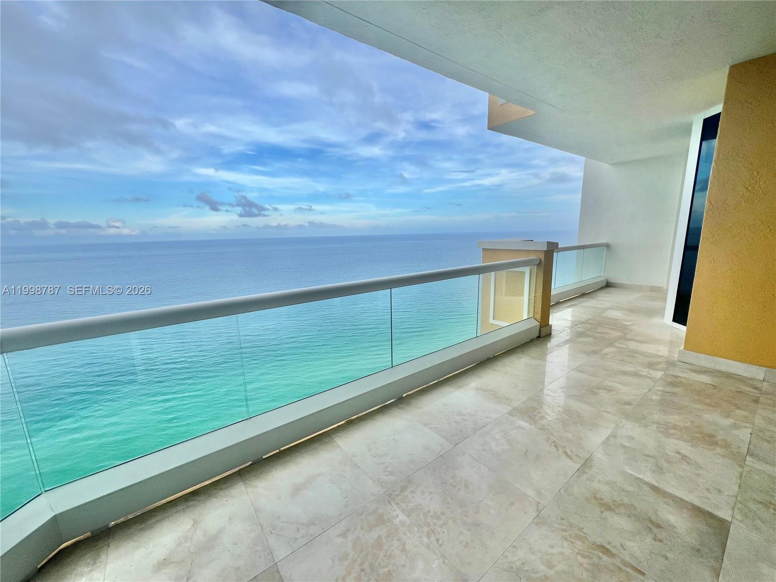 ACQUALINA OCEAN RESIDENCE - Residential