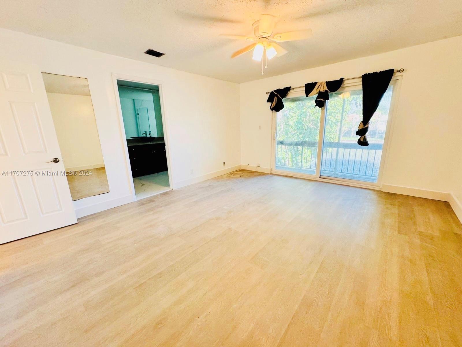 WIMBLEDON TOWNHOUSE II-13 - Residential Lease