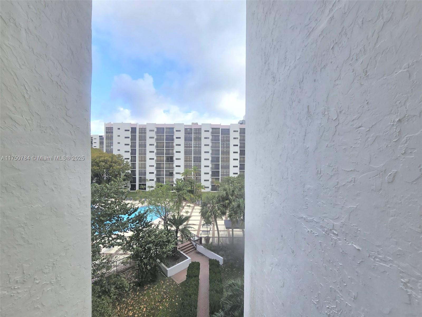 PLAZA OF AMERICAS CONDO P - Residential