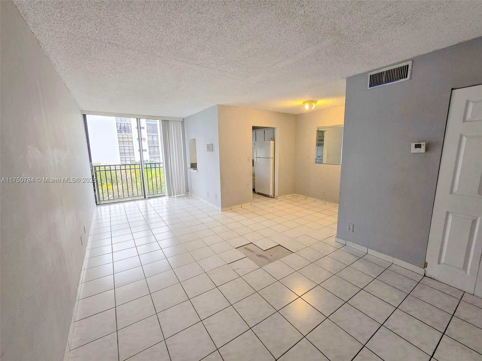PLAZA OF AMERICAS CONDO P - Residential