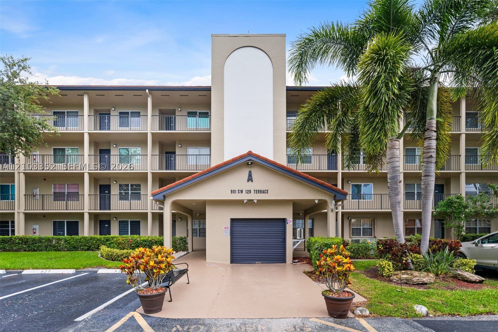 901 SW 128th Ter 212A