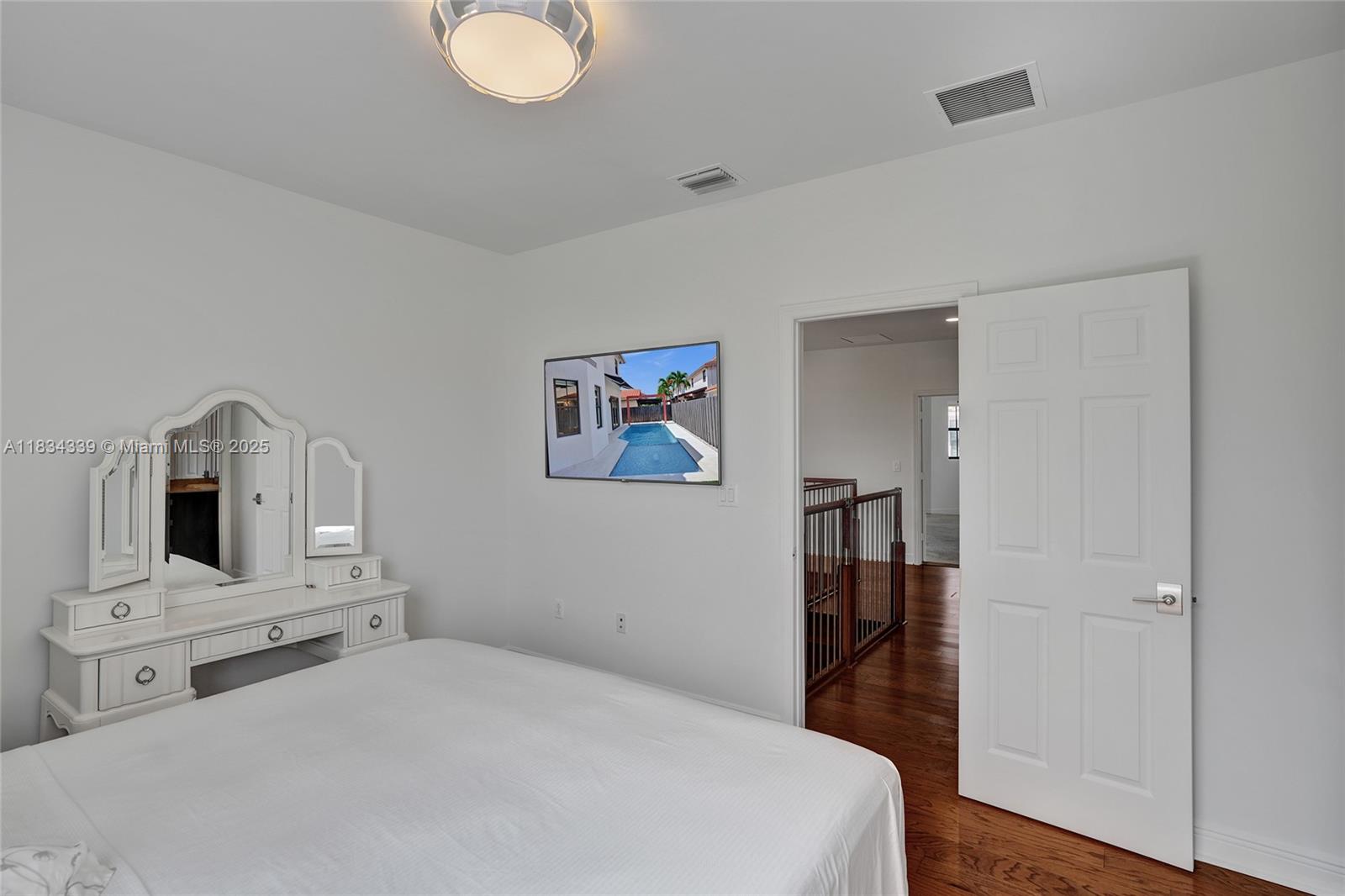 FONTAINEBLEAU WEST NORTH - Residential