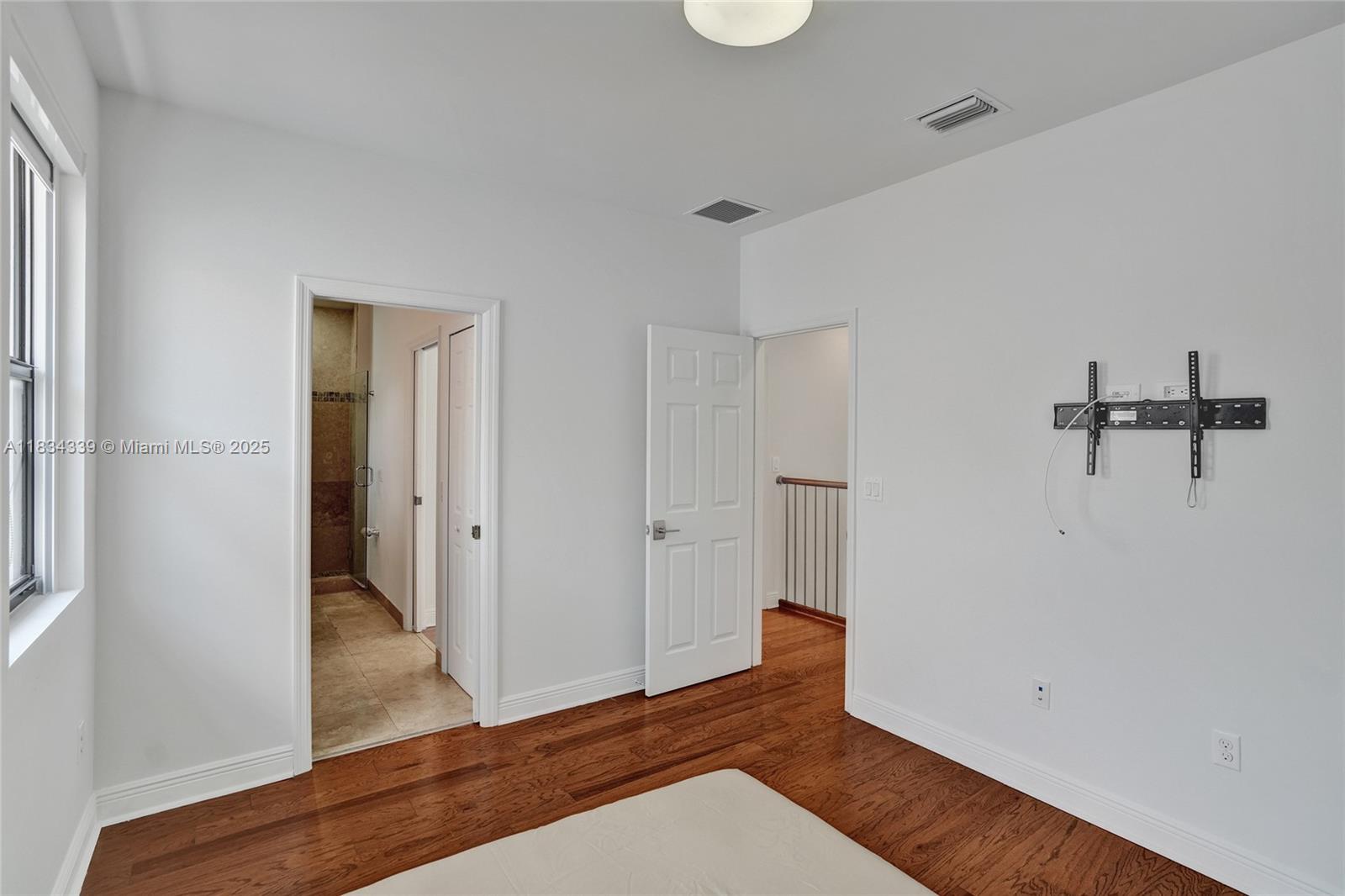 FONTAINEBLEAU WEST NORTH - Residential