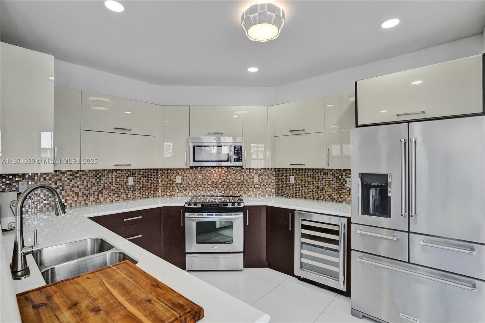 FONTAINEBLEAU WEST NORTH - Residential