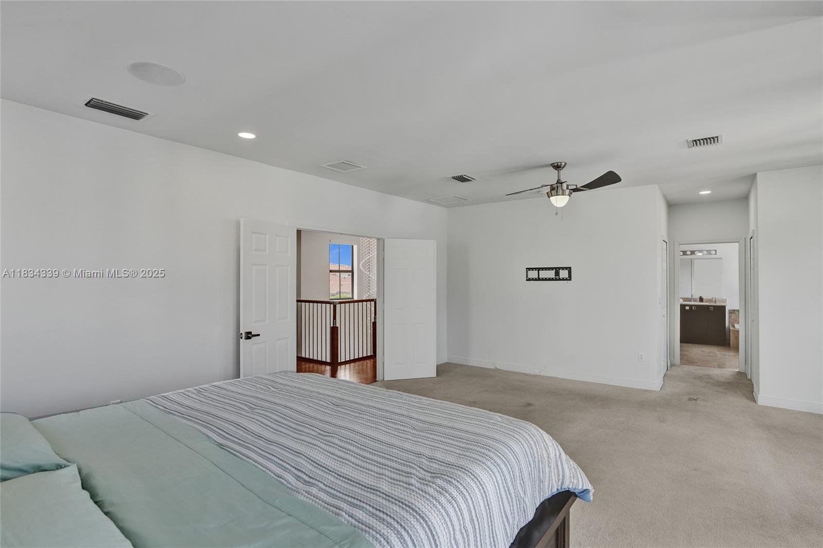 FONTAINEBLEAU WEST NORTH - Residential