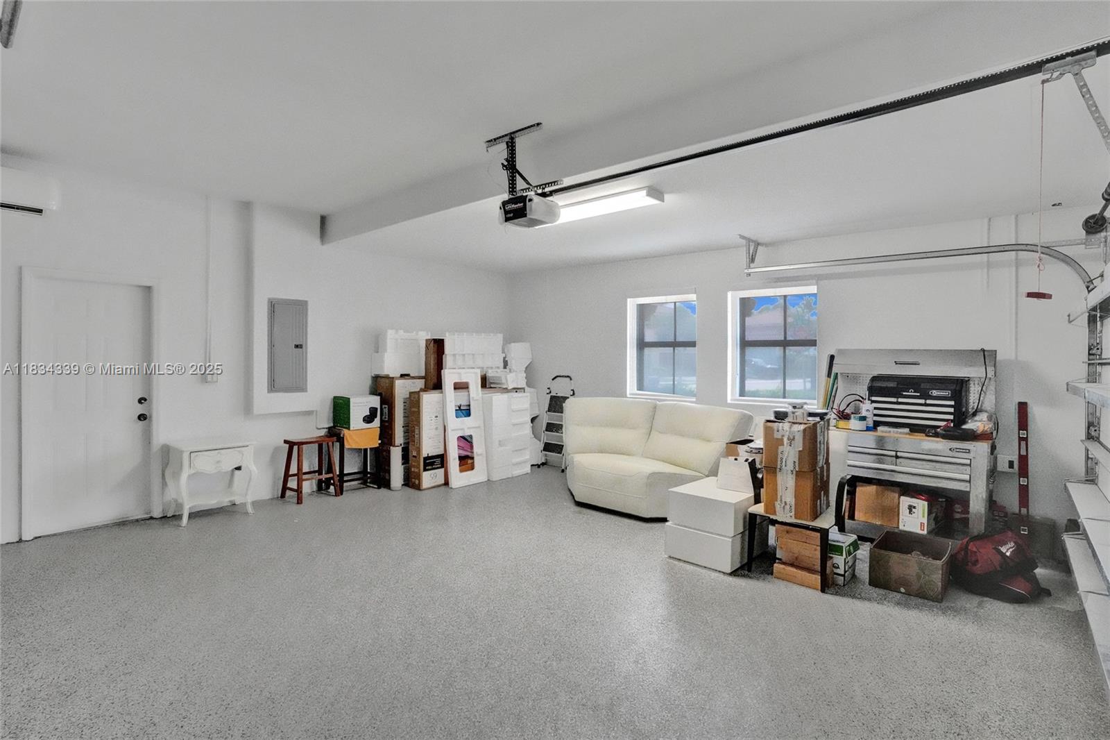 FONTAINEBLEAU WEST NORTH - Residential