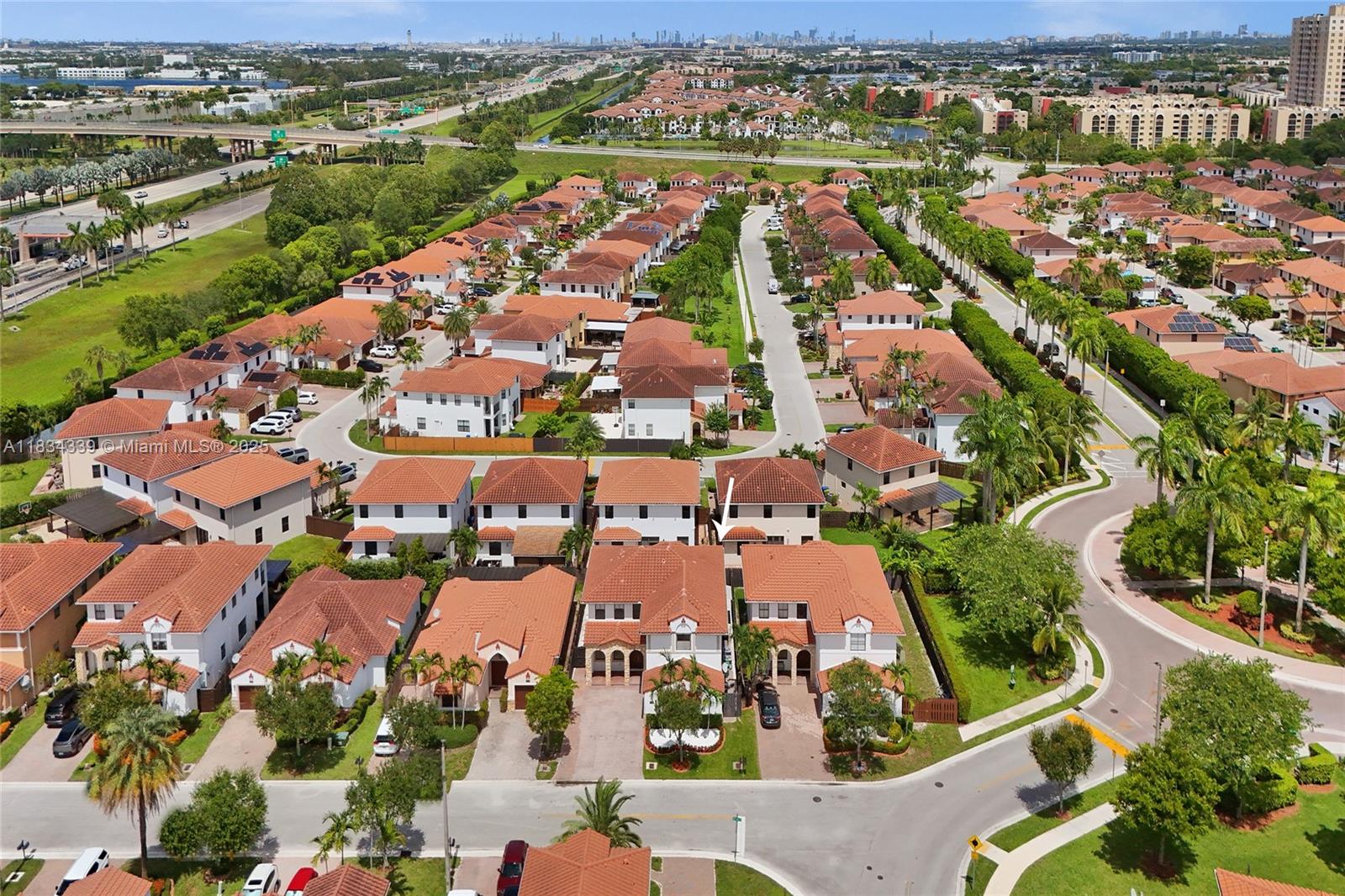 FONTAINEBLEAU WEST NORTH - Residential