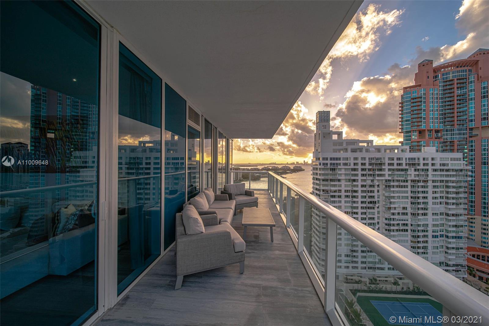CONTINUUM ON SOUTH BEACH - Residential