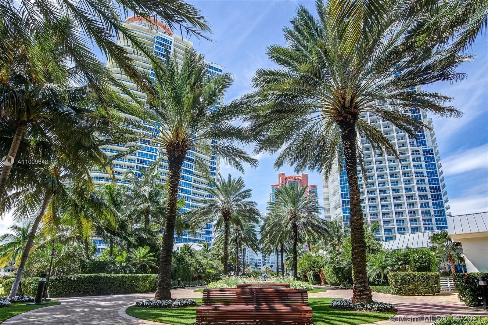 CONTINUUM ON SOUTH BEACH - Residential