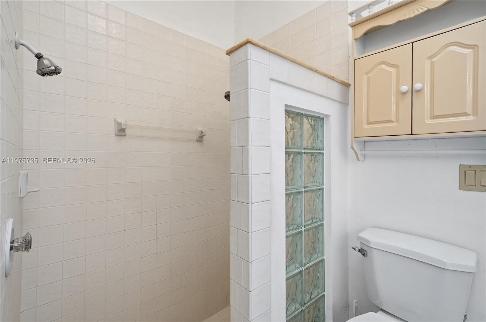 HAWKES BLUFF - Residential