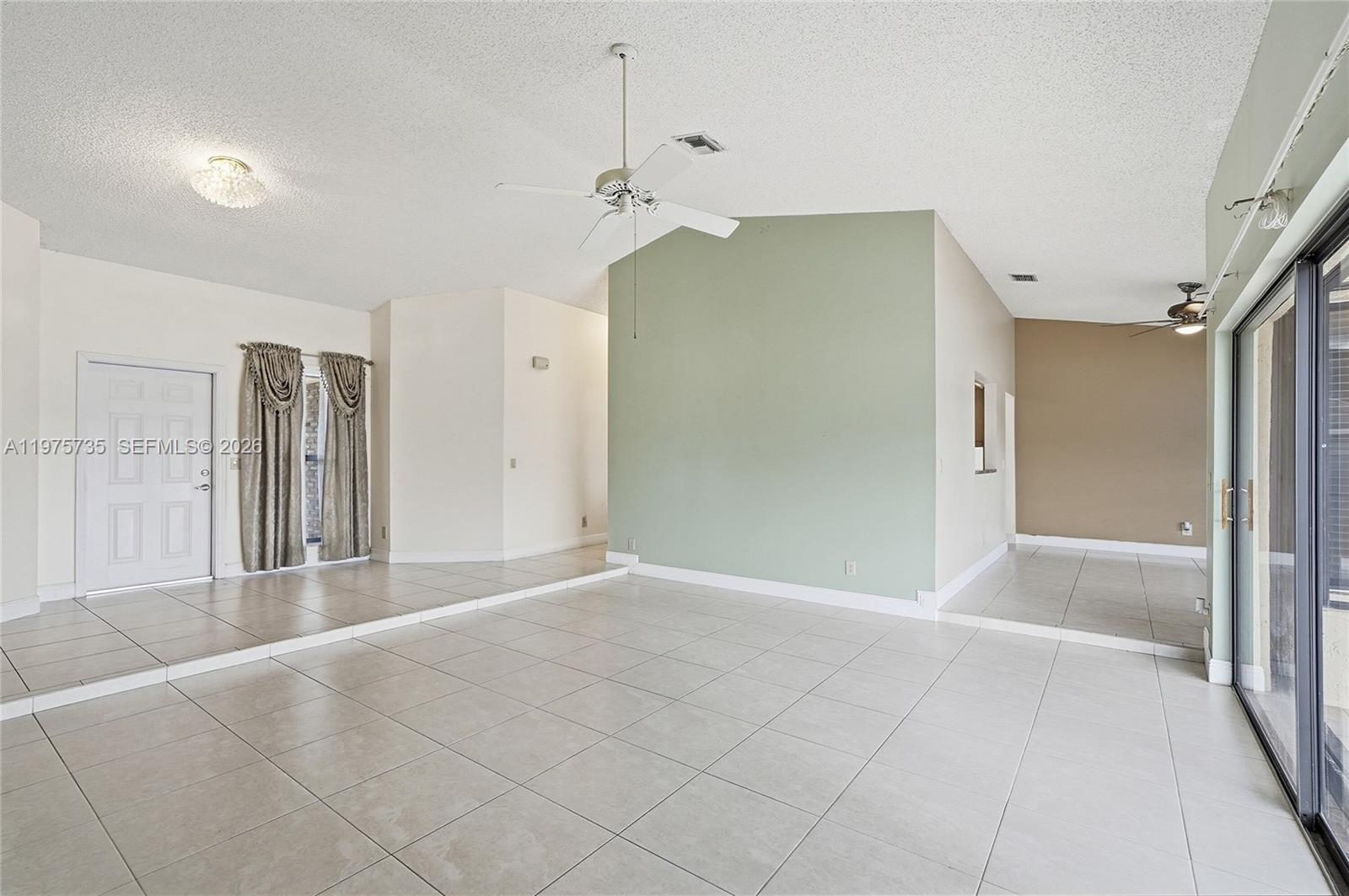 HAWKES BLUFF - Residential