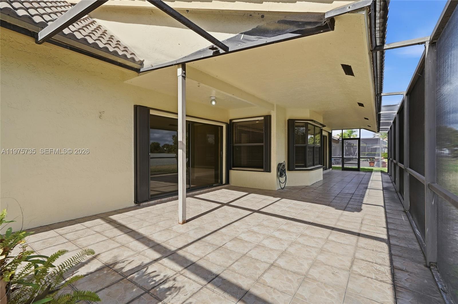 HAWKES BLUFF - Residential