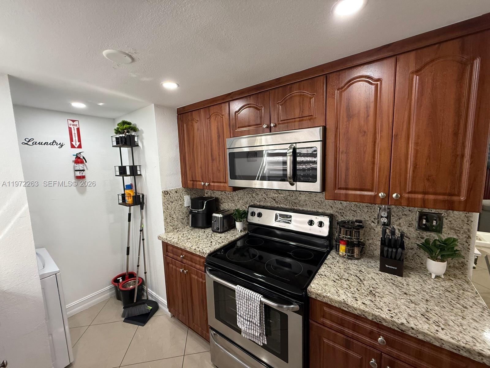 WESTWIND LAKES SEC 4 - Residential