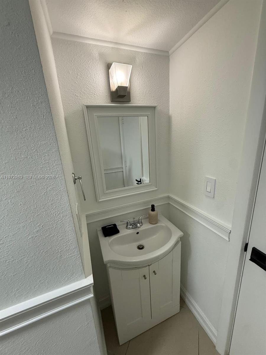 WESTWIND LAKES SEC 4 - Residential