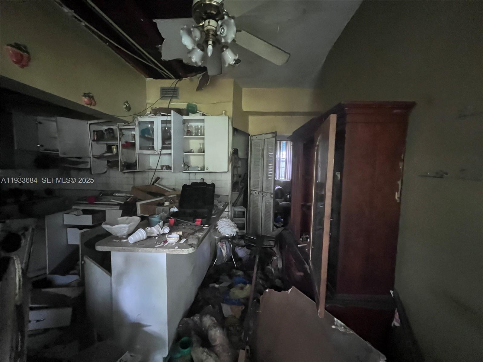 THE TROPICS ADDN - Residential