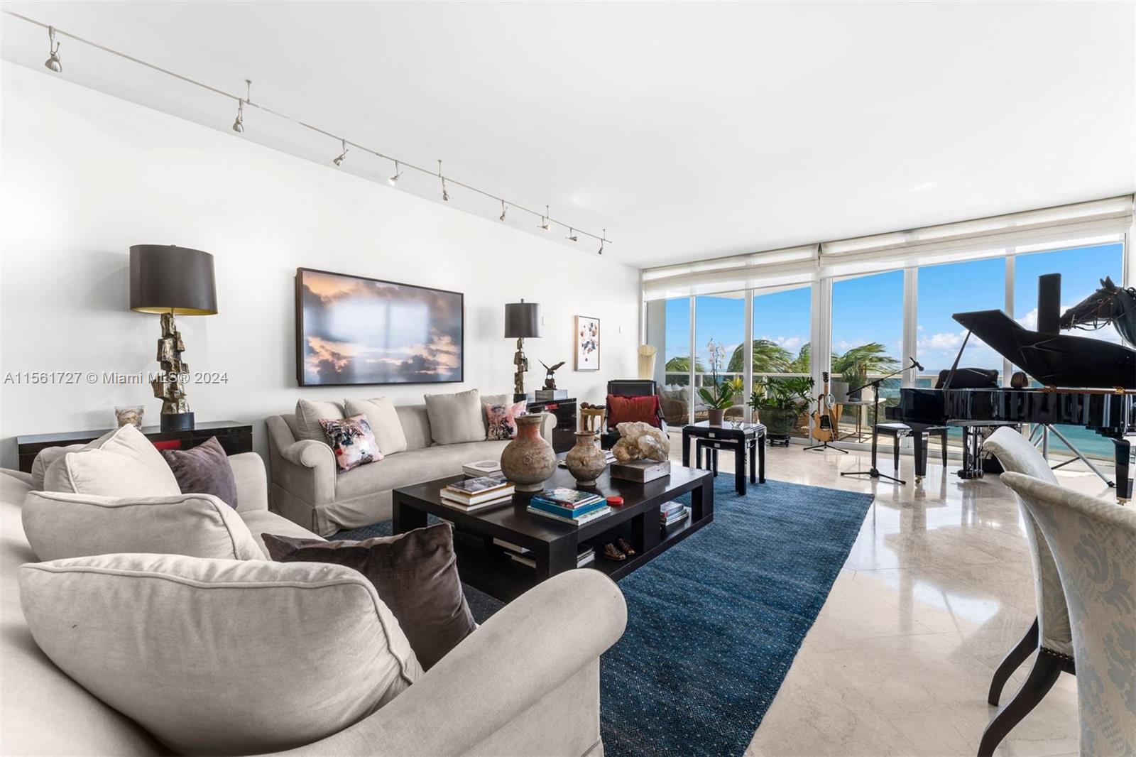 BELLINI CONDO - Residential