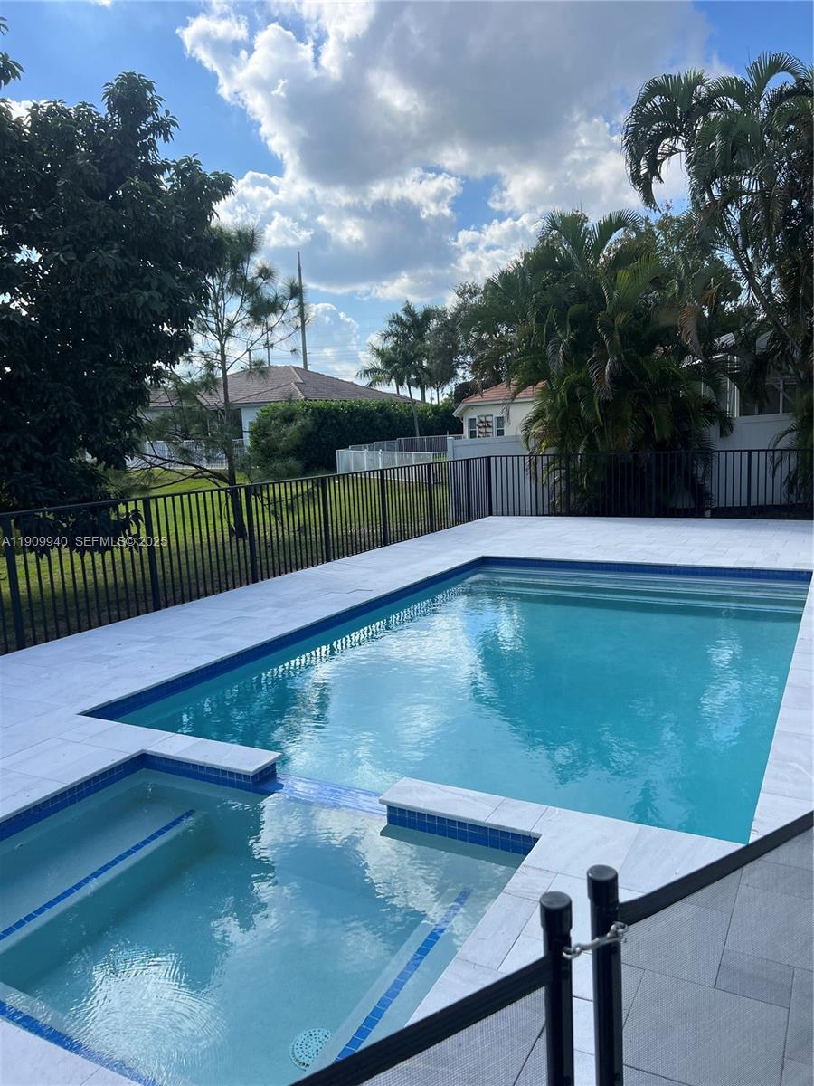 WHITEHORSE ESTATES - Residential Lease