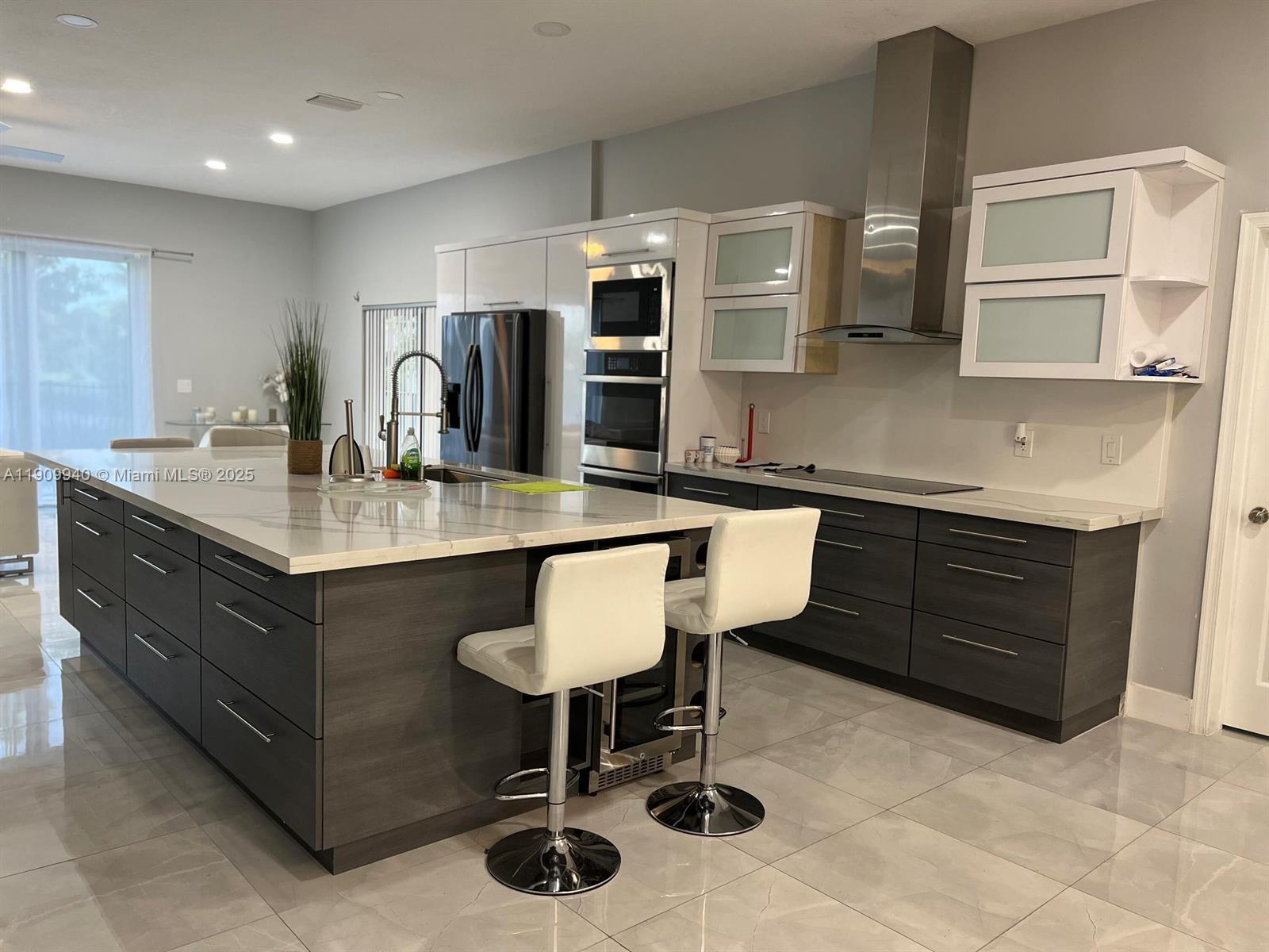 WHITEHORSE ESTATES - Residential Lease