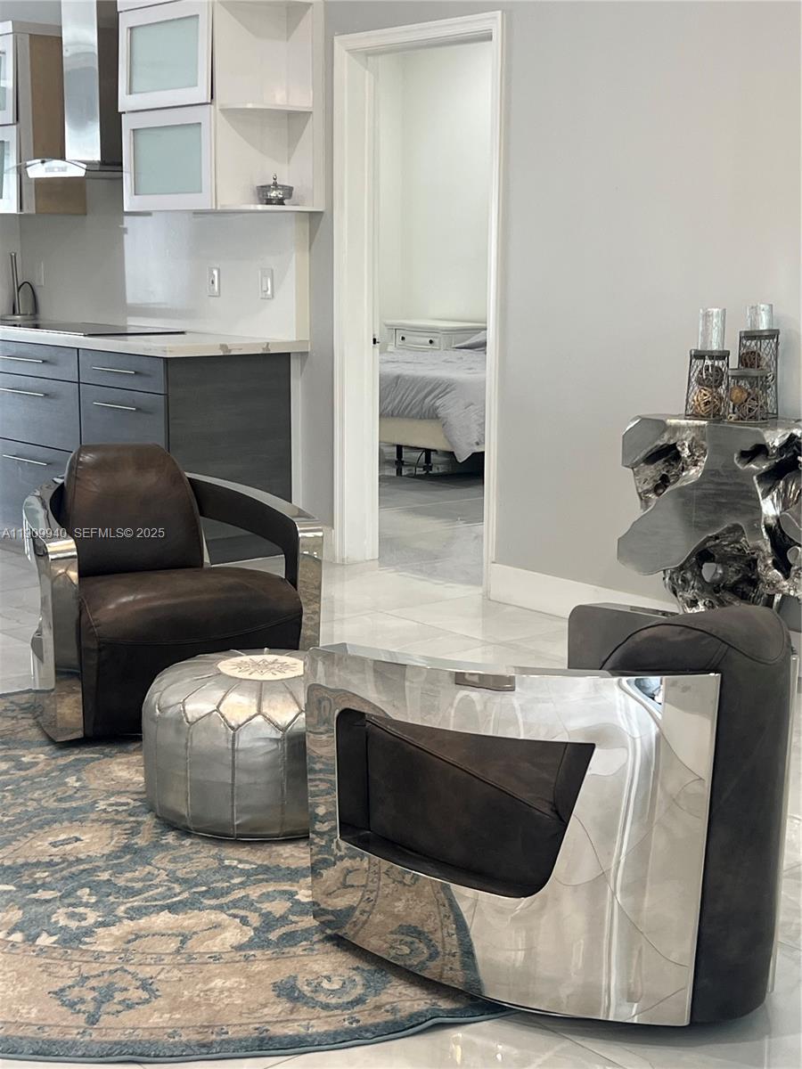 WHITEHORSE ESTATES - Residential Lease