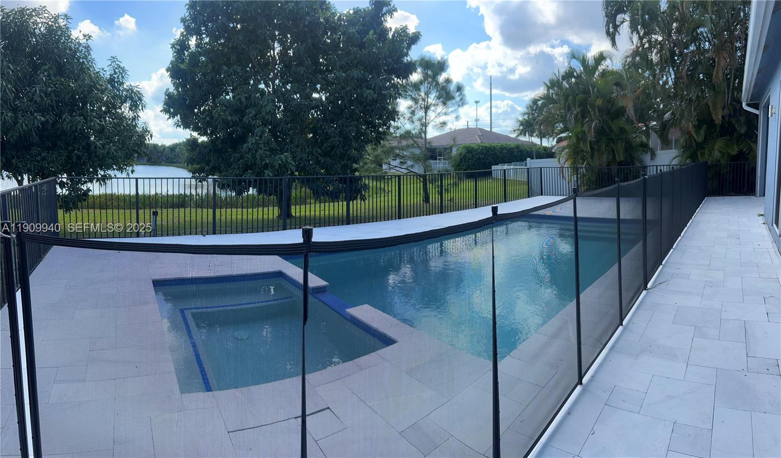 WHITEHORSE ESTATES - Residential Lease