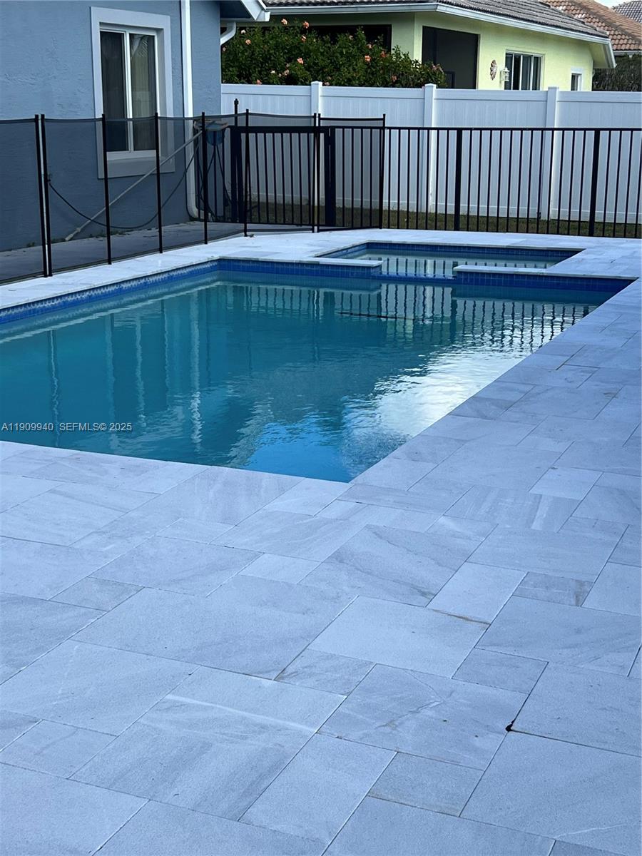 WHITEHORSE ESTATES - Residential Lease