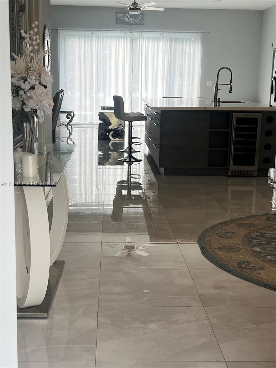 WHITEHORSE ESTATES - Residential Lease